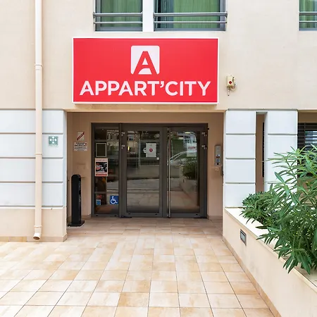 Aparthotel Appart'city Confort - Cote Port 3*