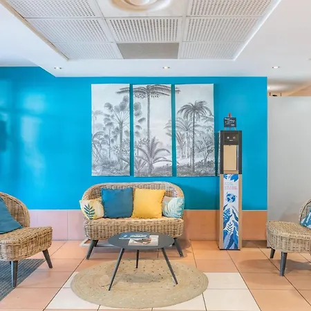 Aparthotel Appart'city Confort - Cote Port La Ciotat
