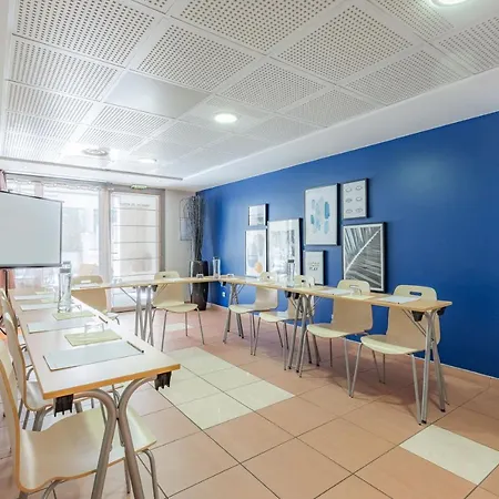 Aparthotel Appart'city Confort - Cote Port La Ciotat