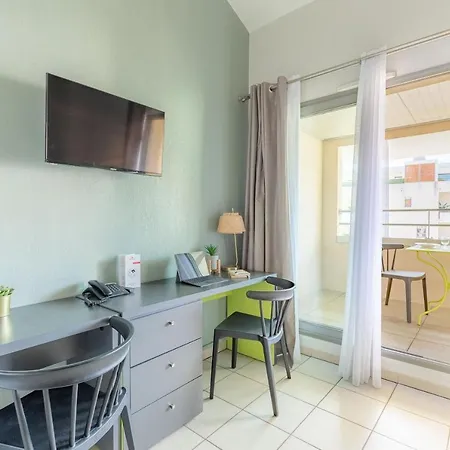 Appart'city Confort - Cote Port Lejlighedshotel