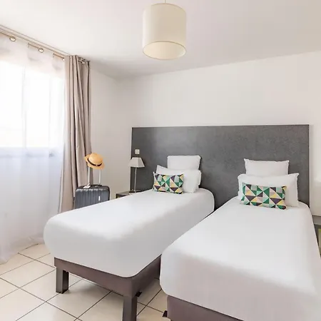 Aparthotel Appart'city Confort - Cote Port 3*