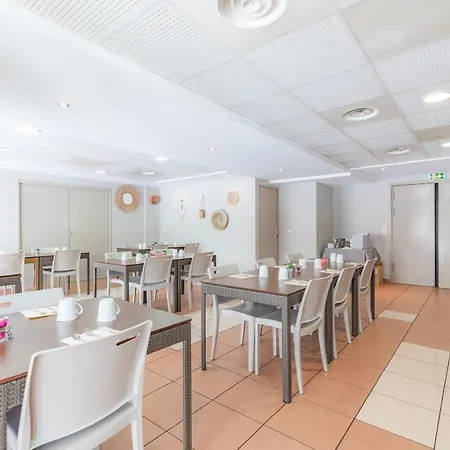 Appart'city Confort - Cote Port Lejlighedshotel