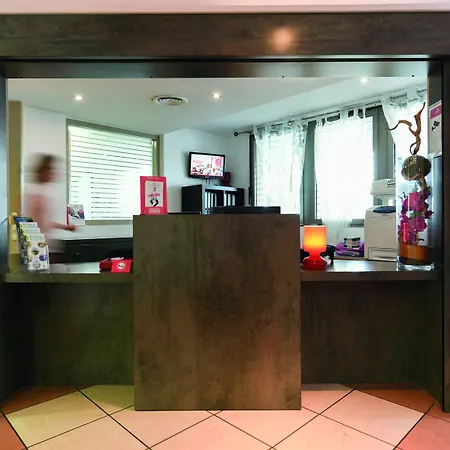 Appart'city Confort - Cote Port Lejlighedshotel 3*