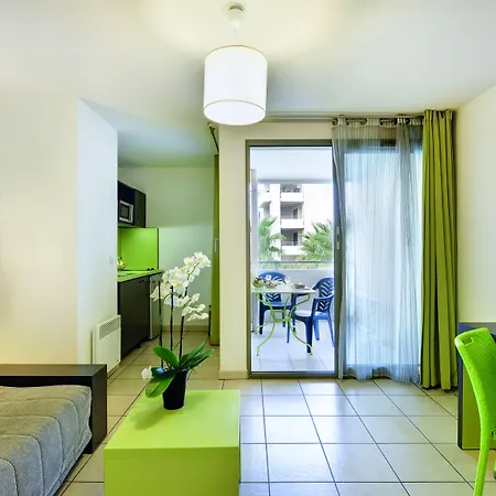 Appart'city Confort - Cote Port Aparthotel 3*