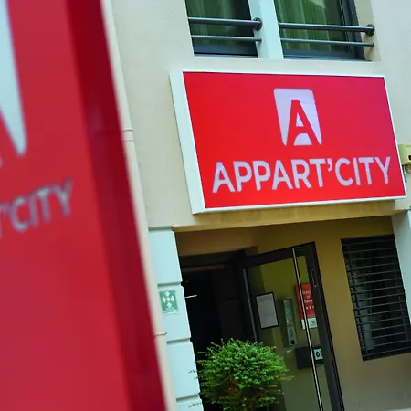Appart'city Confort - Cote Port Aparthotel 3*
