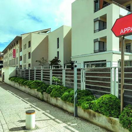 Appart'city Confort - Cote Port Aparthotel 3*