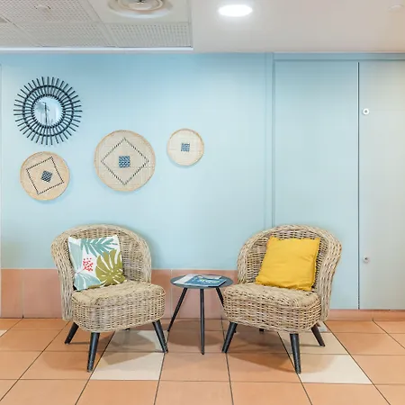 Appart'city Confort - Cote Port Lejlighedshotel