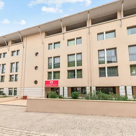 Appart'city Confort - Cote Port La Ciotat