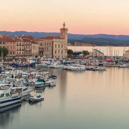 Appart'city Confort - Cote Port Lejlighedshotel La Ciotat