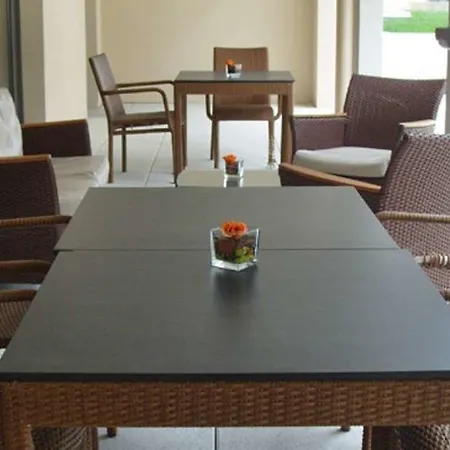 Appart'city Confort - Cote Port Lejlighedshotel 3*