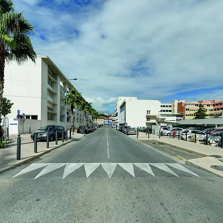 Appart'city Confort - Cote Port La Ciotat