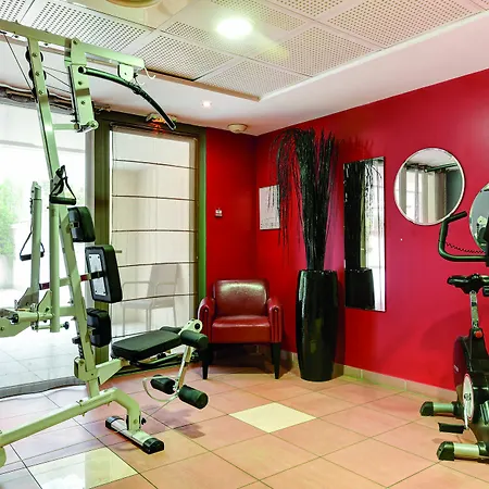 Aparthotel Appart'city Confort - Cote Port 3*