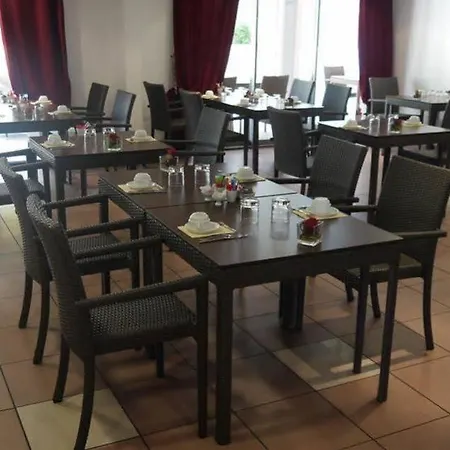 Appart'city Confort - Cote Port La Ciotat