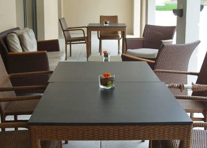 Appart'city Confort - Cote Port Aparthotel 3*