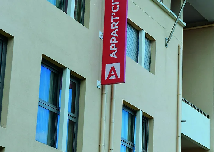 Appart'city Confort - Cote Port Aparthotel 3*